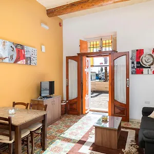 https://quayside.hotelssaintjulians.com
